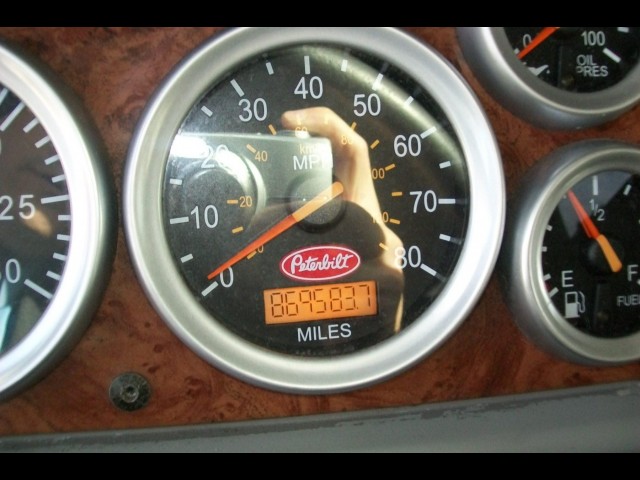 2006 PETERBILT 387 