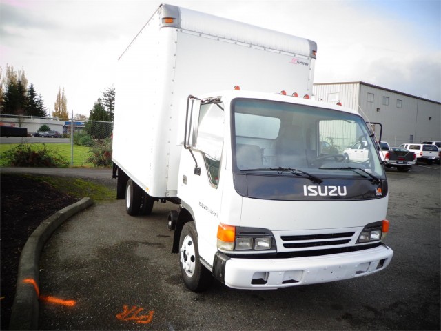 2000 ISUZU NPR 