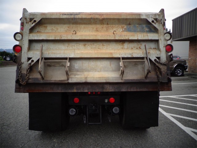 1996 FREIGHTLINER FLD12064SD 