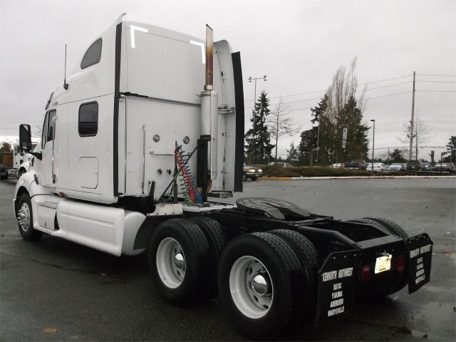 2003 PETERBILT 387 