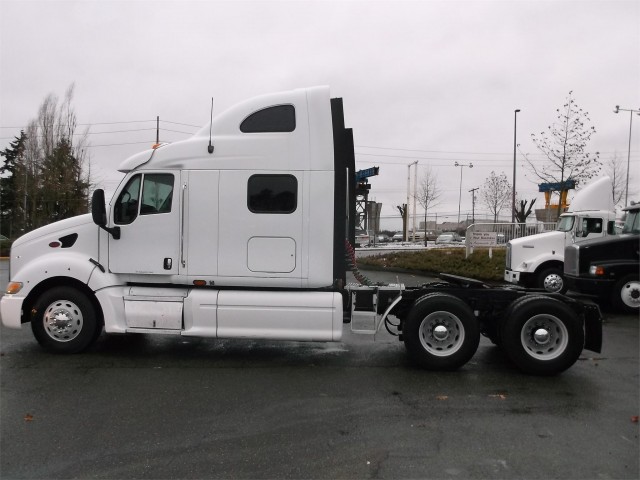 2003 PETERBILT 387 