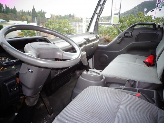 2000 ISUZU NPR 