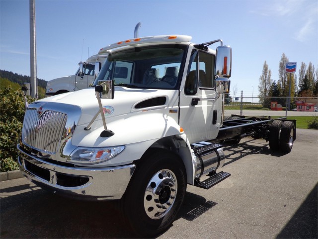 2014 INTERNATIONAL 4300 