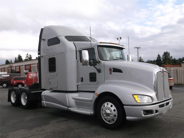 2011 KENWORTH T660 