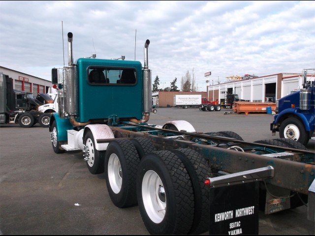 1996 PETERBILT 378 