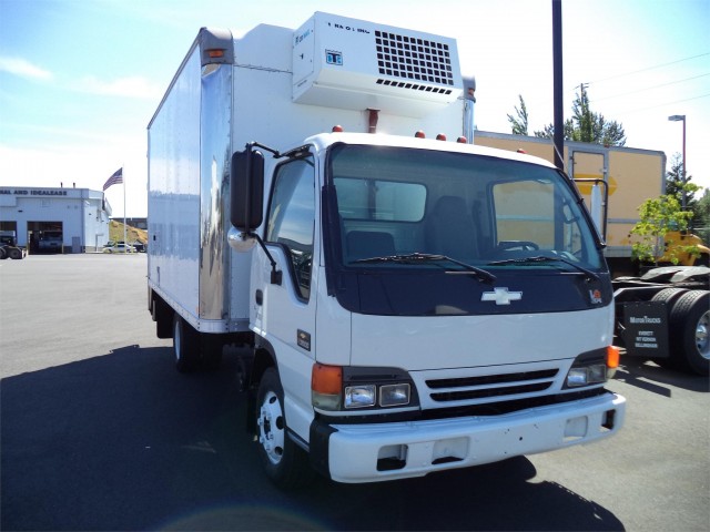 2002 CHEVROLET W3500 